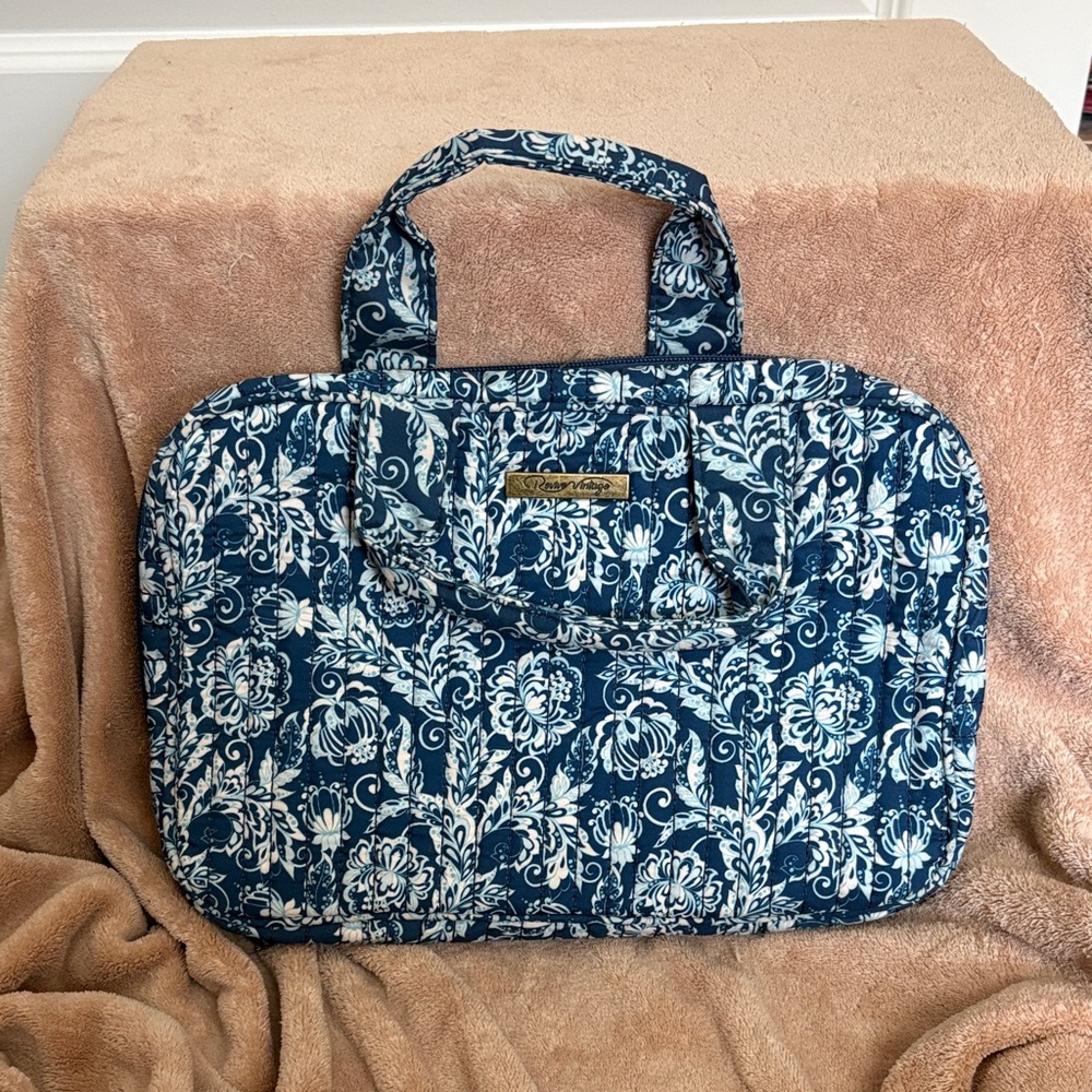 Revive Vintage Navy and White Quilted Floral Travel Tote